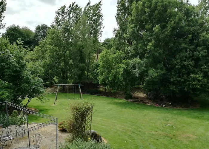 La Trainelière Couette-café 4*